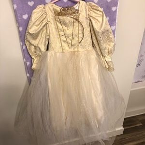 Pottery barn princess dress 3t